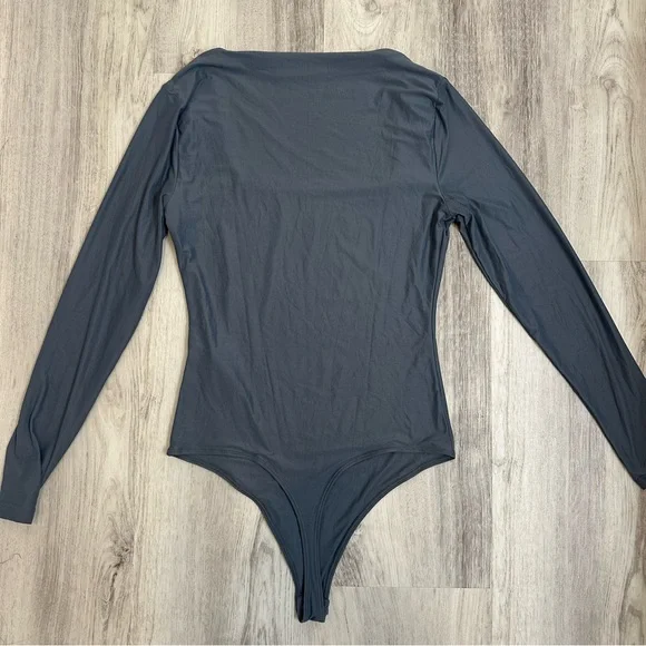 Abercrombie & Fitch Square Neck Bodysuit Gray Size M - Picture 2 of 3